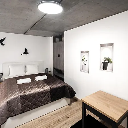 Rentplanet - Lofty Nad Warta Apartmán *